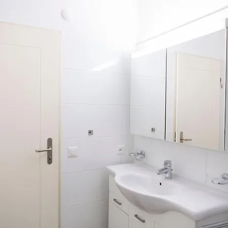 Residenza Robinia - Objekt 6500 * Locarno